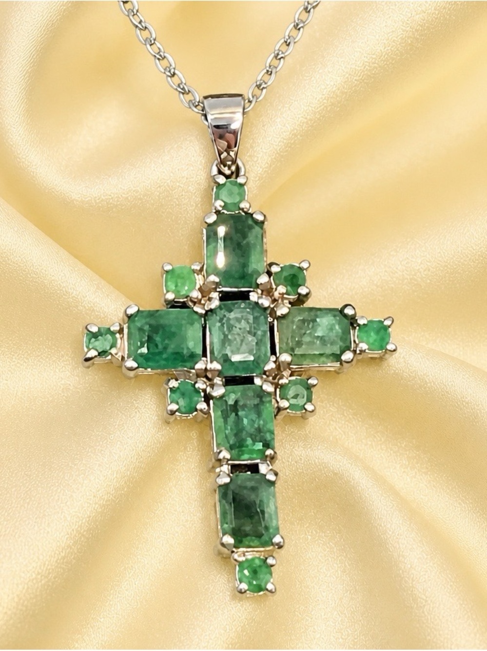 Zambian Emerald Cross Necklace. Rhodium over S925. Brand new! Authentic!